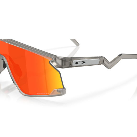 Oakley BXTR Matte Grey Ink W/ Prizm Ruby Lens