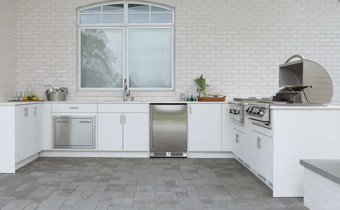 Outdoor Kitchen