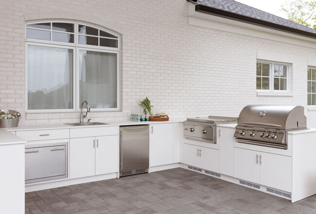 Outdoor Kitchen