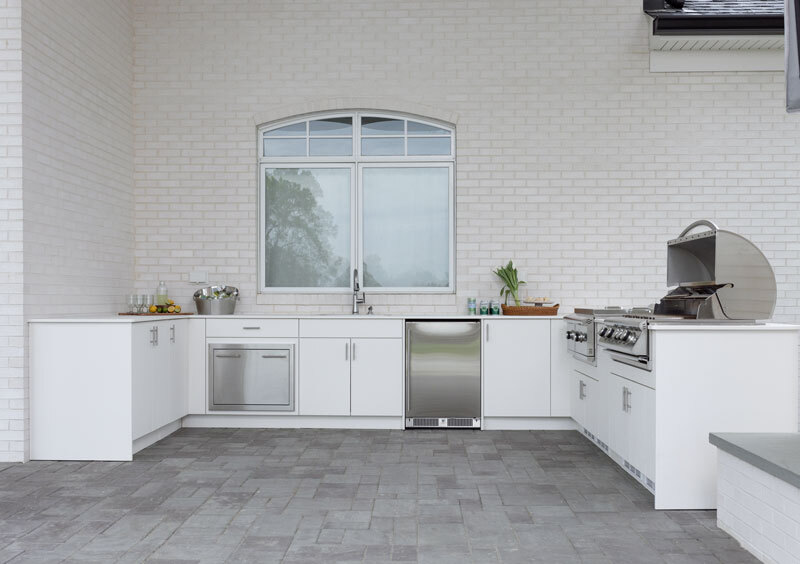Outdoor Kitchen