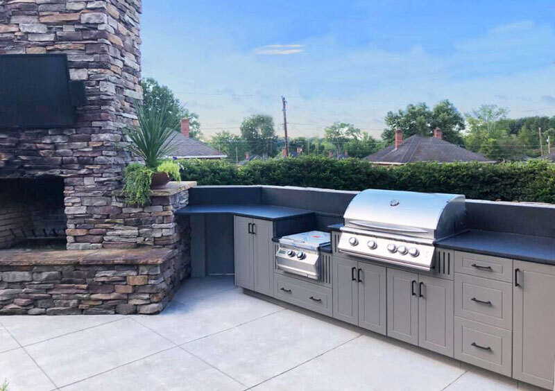 Outdoor Kitchen