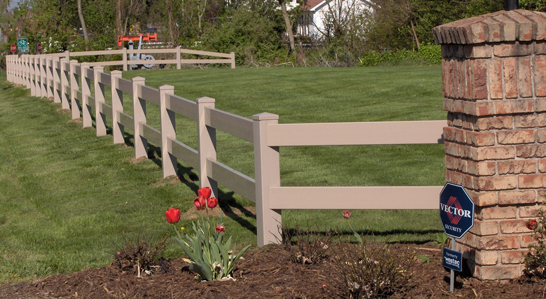 Outdoor Structures Vinyl Fencing Vinyl Ranch Fence Kauffman Lawn   Mt Hope Ranch 6 