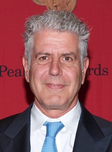 882px-anthony-bourdain-14097901240-cropped-small.jpeg