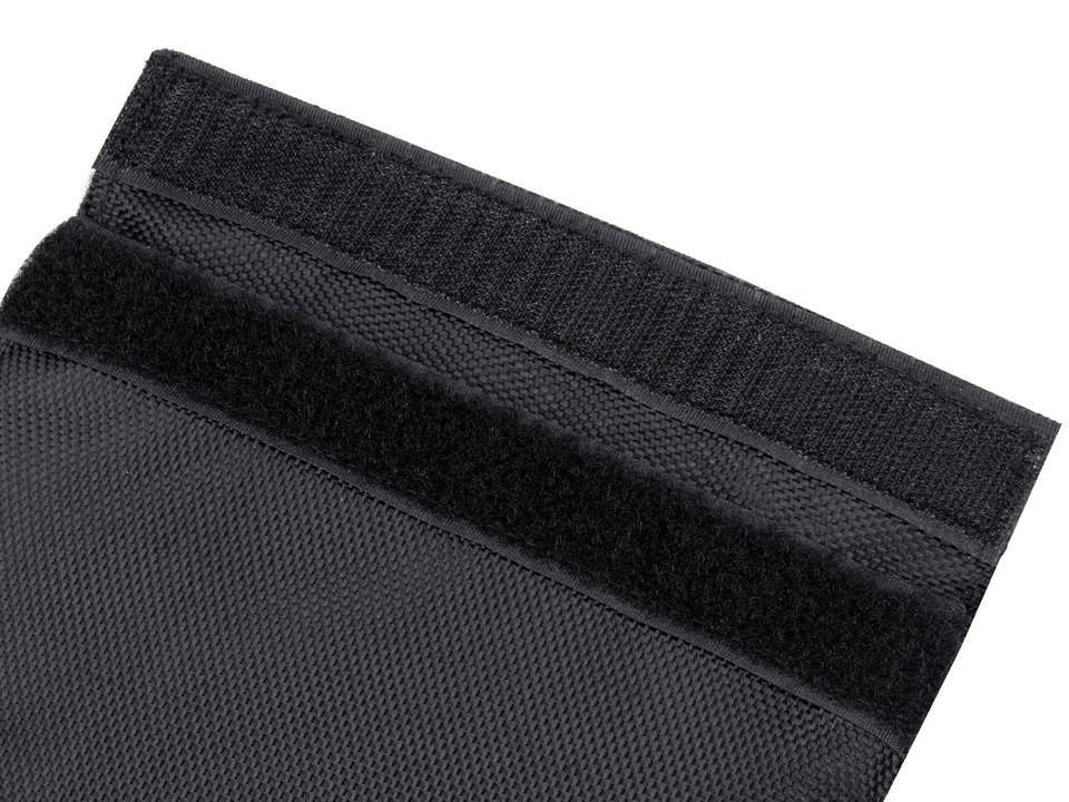 A carbon lined smell proof pouch that securely locks.