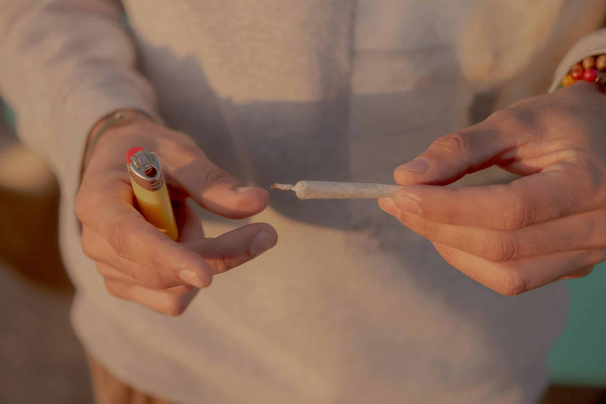 Roll Like a Pro: The Ultimate Guide to Joint Rollers for Perfect Blunts Every Time!