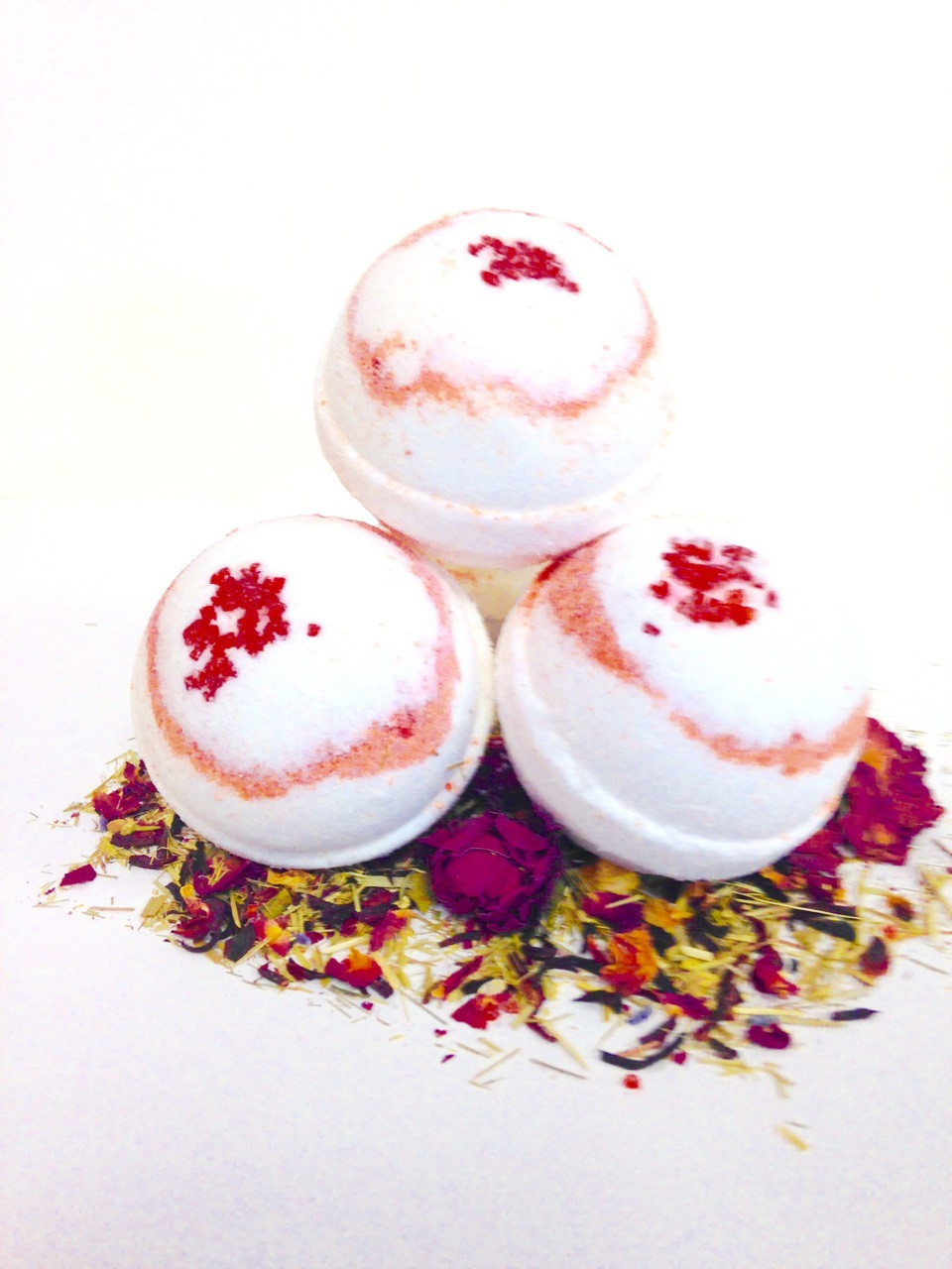 Herbal Sweet Tea Bath Bomb