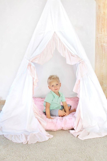 This all white play tent is made from 100% premium pima cotton (OEKO-TEX certified). The play tent comes with a pink handcrafted ruffle down the doors.