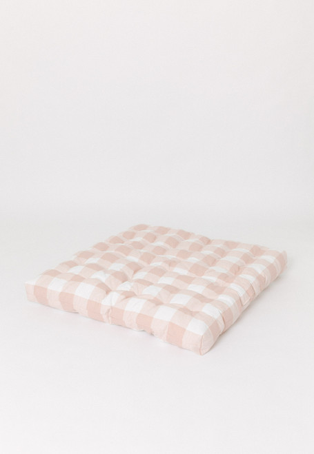 A gingham/buffalo check in color dark blush pink.