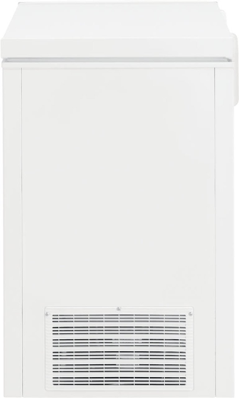 Midea 5.0 Cu. Ft. White Garage Ready Chest Freezer MRC05M4AWW