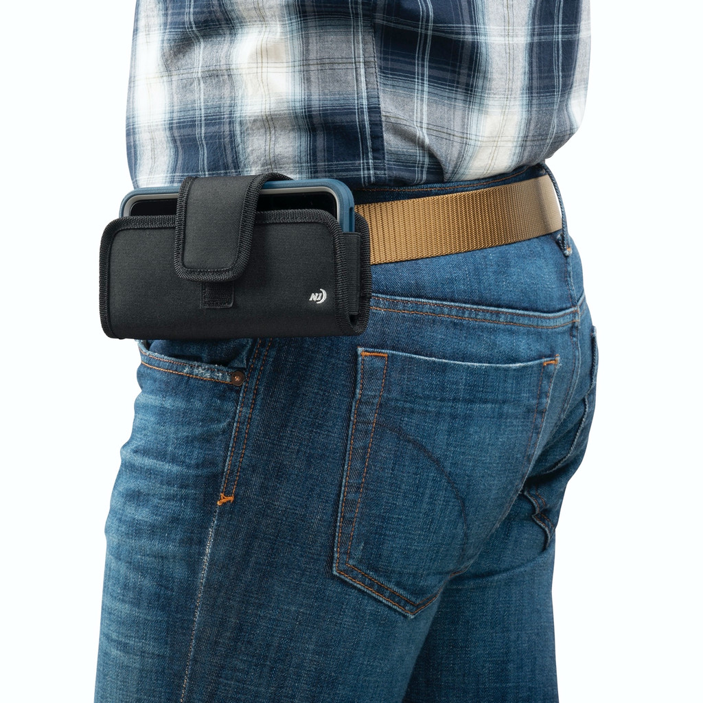 Nite Ize Clip Case Horizontal Universal Phone Holster, XXL - Black