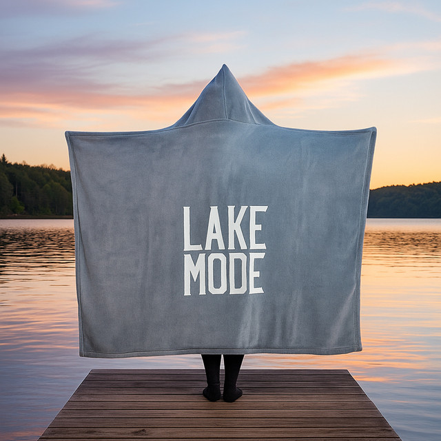 Lake Mode Hooded Blanket Lake Mode Hooded Blanket