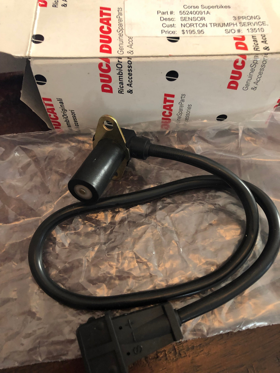 りあ Ducati OEM 900 Supersport RPM/Tach Alternator Sensor, #55240091A