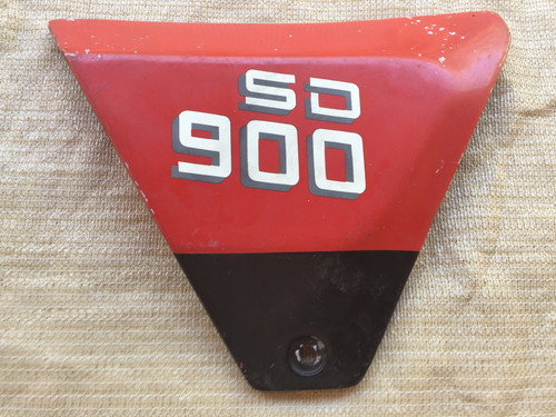 Ducati 900 SD RH Red/Highlighted Letters Side Cover