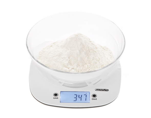 Кухонные весы Mesko MS 3179 белого цвета с чашей.