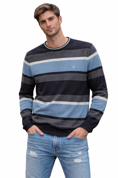 Джемпер   COTTON 100%  размер -S-(GIORDANO)