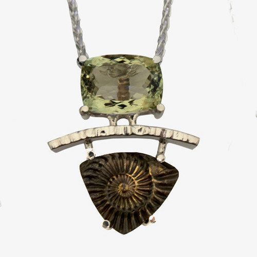 16-7 Unique Prong Setting