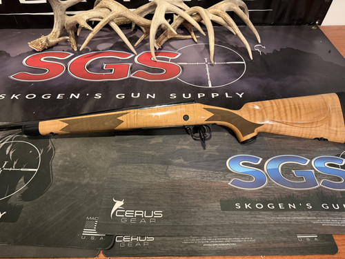 Winchester Repeating Arms Model 70 Super Grade 264 Win Serial # PT11291YV35G