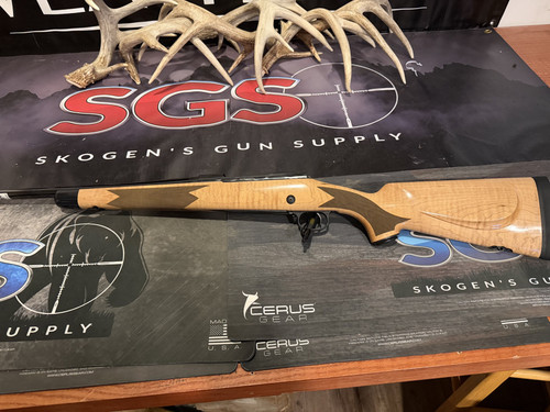 Winchester Repeating Arms Model 70 Super Grade 264 Win Serial # PT11290YV35G