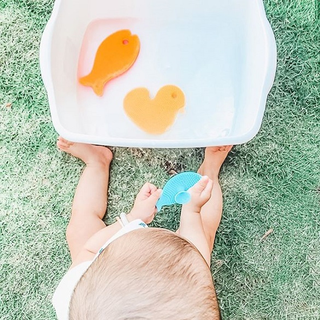 #makehandwashingfun, #makebathtimefun, #ilovejolimoli, #jolimolibrand, #brandrep, #campaign, #fish scrub, #bath scrub, #minifish, #cradle, #brandambassador, #insider