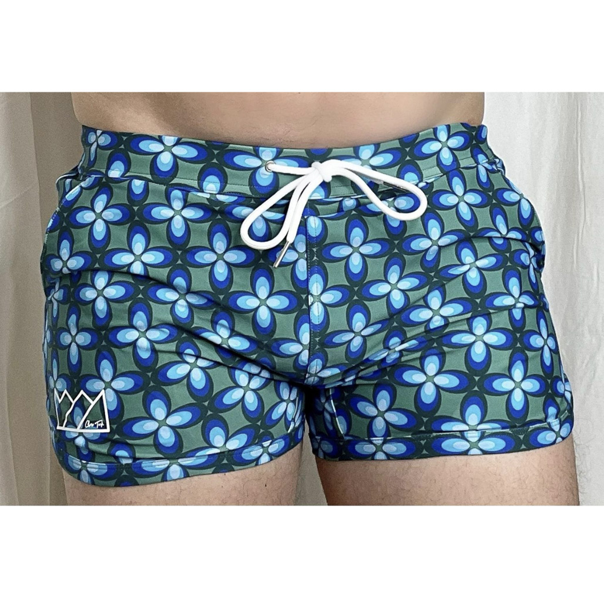 Turquoise Tummy Tuk Swim Shorts S