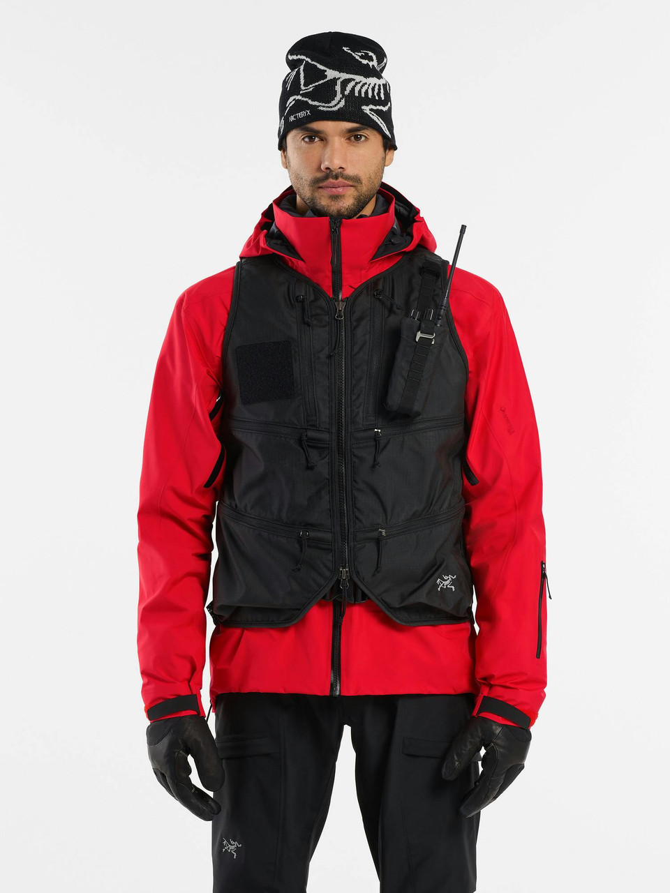 ARC’TERYX reflective nylon vest tech Arc'teryx Men's Atom Vest in Forage Arc'teryx