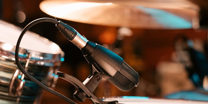 Introducing the New Sennheiser MD 421 Kompakt Dynamic Microphone Introducing the New Sennheiser MD 421 Kompakt Dynamic Microphone