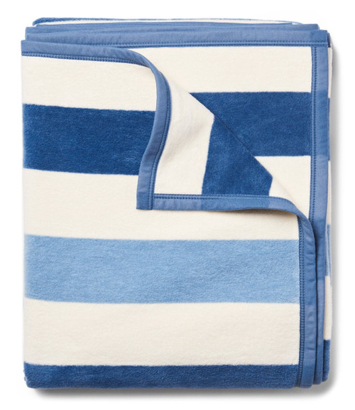 Chappy Wrap Brant Point Blues Original Blanket