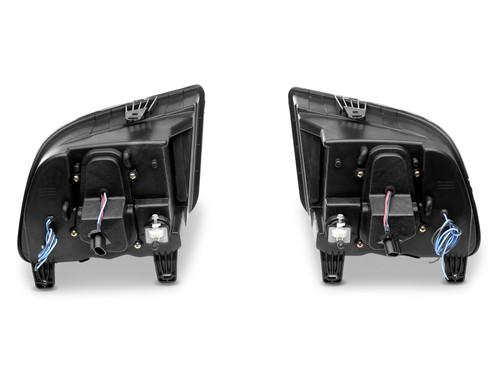 Raxiom 49128 Raxiom 49128 05-09 Ford Mustang w/ Halogen LED Halo Prjctr Headlights-Blk Hsng(Smoked Lens Exclude GT500)