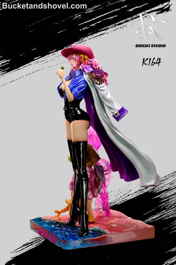 Pre-order * Rbright Studio One Piece young BIG·MOM 2.0 Resin