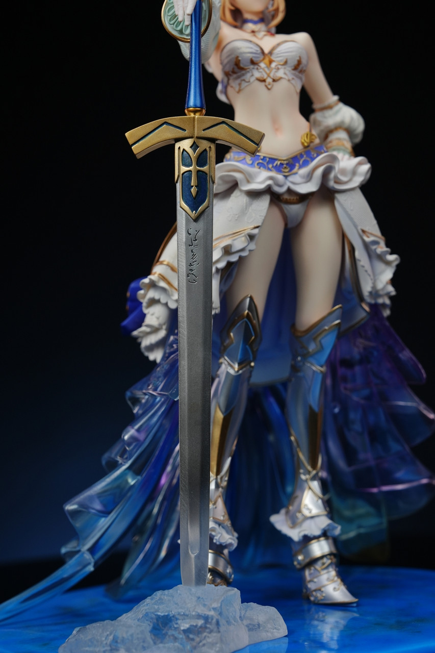 Pre-order * Sakuracore Studio Fate/stay night battle dress Saber