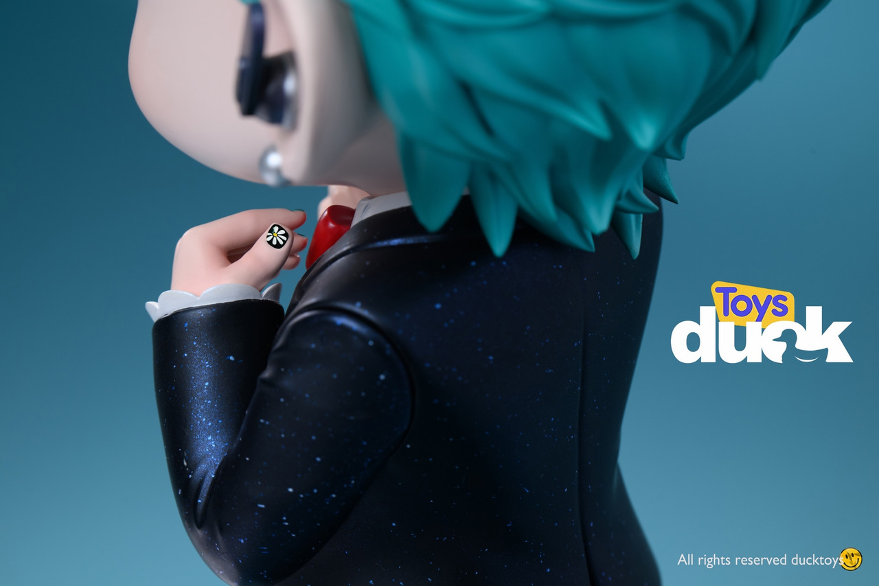 Pre-order * Ducktoys Studio GD Paris Charity G-Dragon Statue