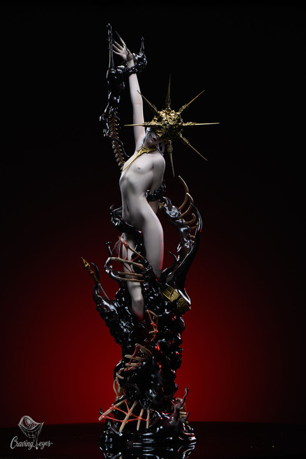 *Pre-order * Cravingeyes Studio Dark Souls Gwydolin --The Suffering of the Son of God Resin Statue #13