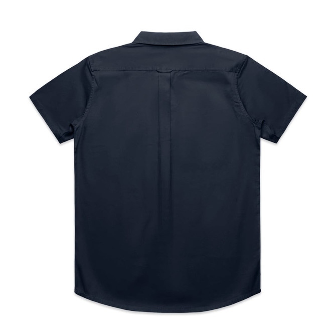 A short-sleeved work shirt in navy blue with a slightly curved hem and a back yoke, featuring a logo.