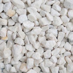 Long Rake Spar 20mm Polar White Chippings Bulk Bag - Dry