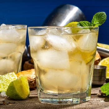 Ice Cold Drinks, Mint Drinks, Drinks to keep you cool in the summer, how to stay hydrated