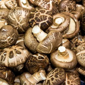 whole shiitake mushrooms 