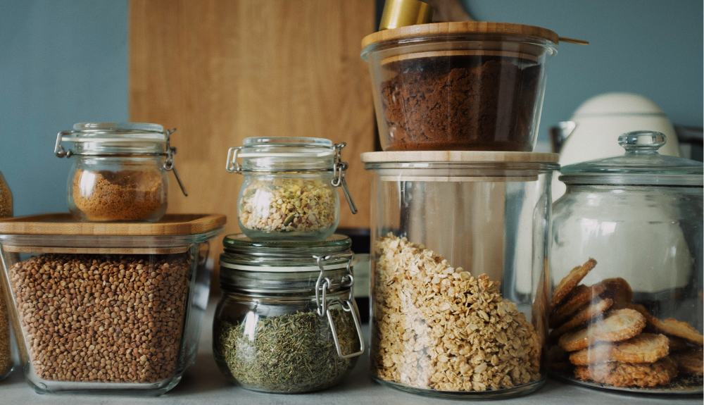 How to store herbs properly. Label the herbs properly.   Use the herbs properly.