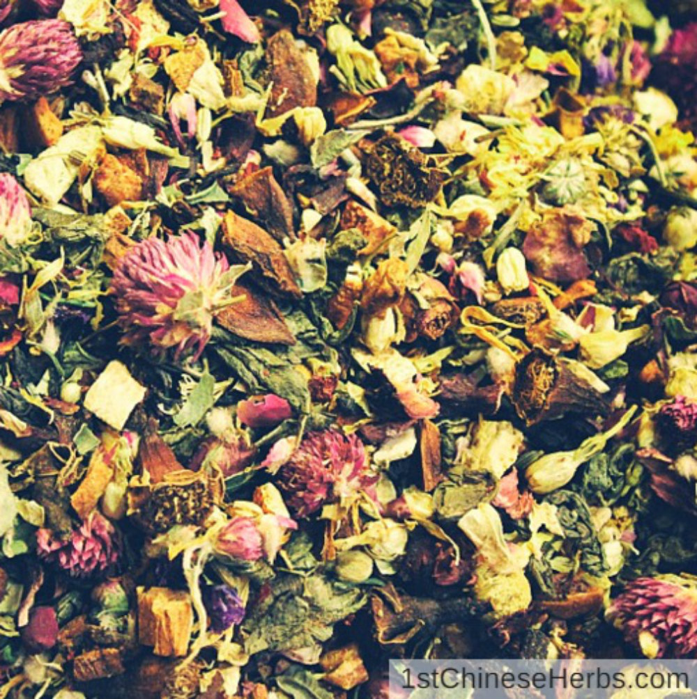 mixed herbs to put into reusable culinary bags