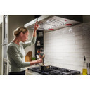 Kitchenaid® Hotte de cuisinière murale de style commercial à classe de moteur de 585 ou 1170 pi cu/min - 36 po KVWC956KSS