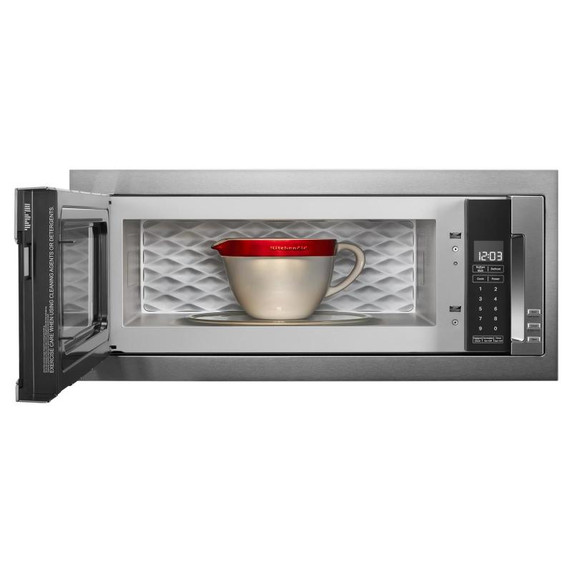 Kitchenaid® Four à micro-ondes à hotte intégrée à profil bas de 900 watts avec trousse de garniture étroite YKMBT5011KS