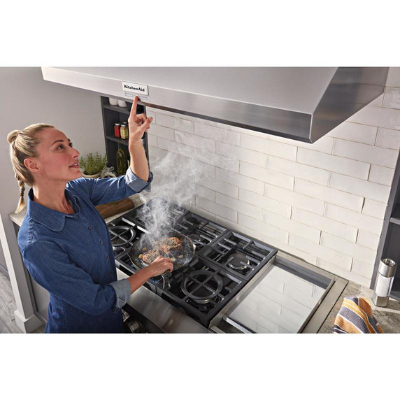 Kitchenaid® Hotte de cuisinière murale de style commercial à classe de moteur de 585 ou 1170 pi cu/min - 48 po KVWC958KSS