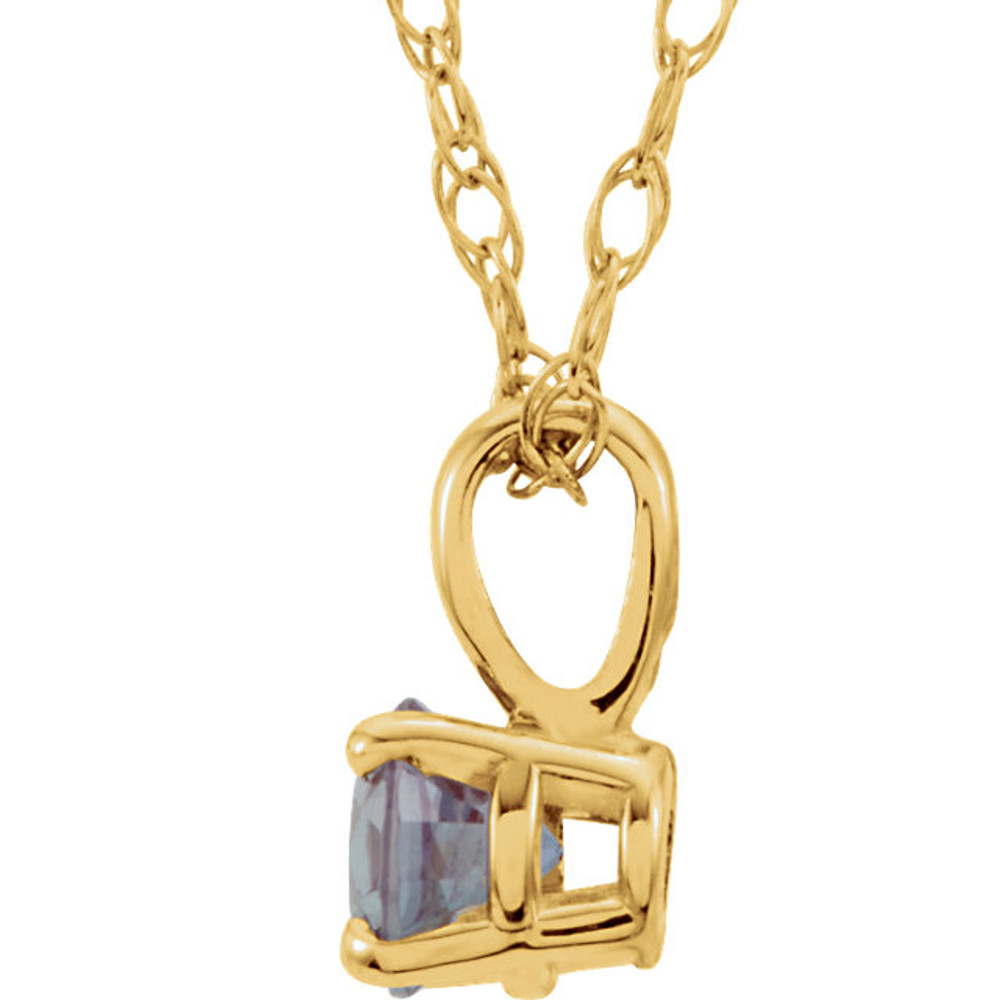This gorgeous 14K yellow gold pendant features a 3mm round Chatham® Created Alexandrite beautifully set in a prong setting.

Symbolize your love with this elegant "June" birthstone pendant!