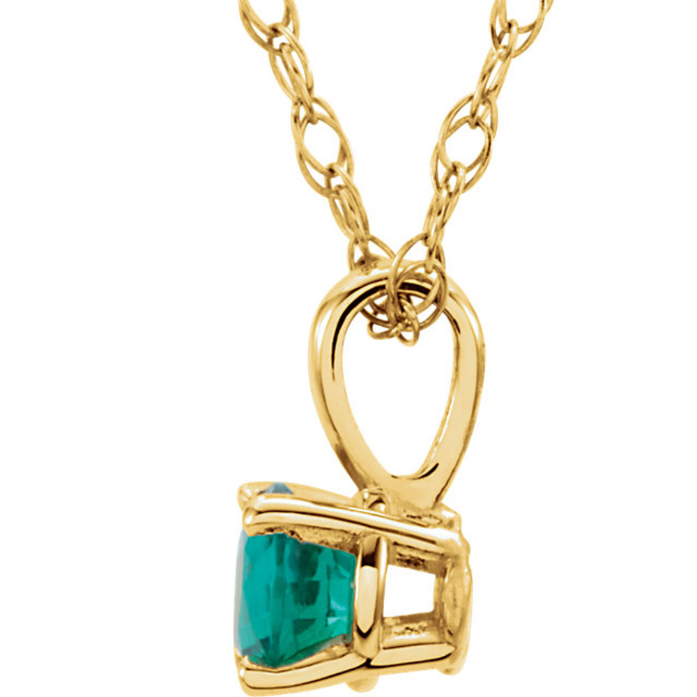 This gorgeous 14K yellow gold pendant features a 3mm Chatham® Created Emerald beautifully set in a prong setting.

Symbolize your love with this elegant May birthstone pendant!