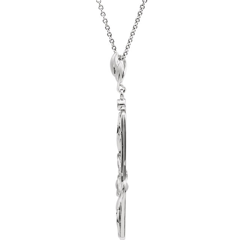 Beautiful 14Kt white gold leaf design necklace features white shimmering diamonds with 1/8 carats of diamonds hanging from a 18" inch chain which is included.