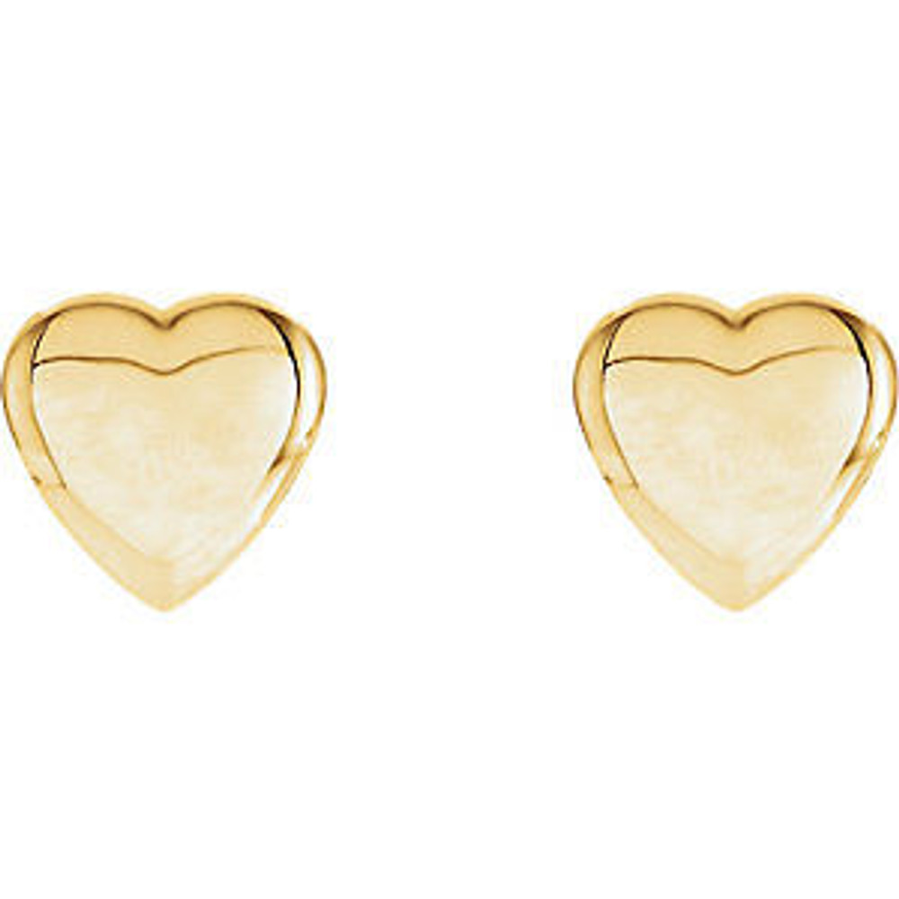 This is a beautiful new pair of 14 karat yellow gold heart stud earrings. They are a great gift for yourself or a loved one and make the perfect addition to any jewelry collection.