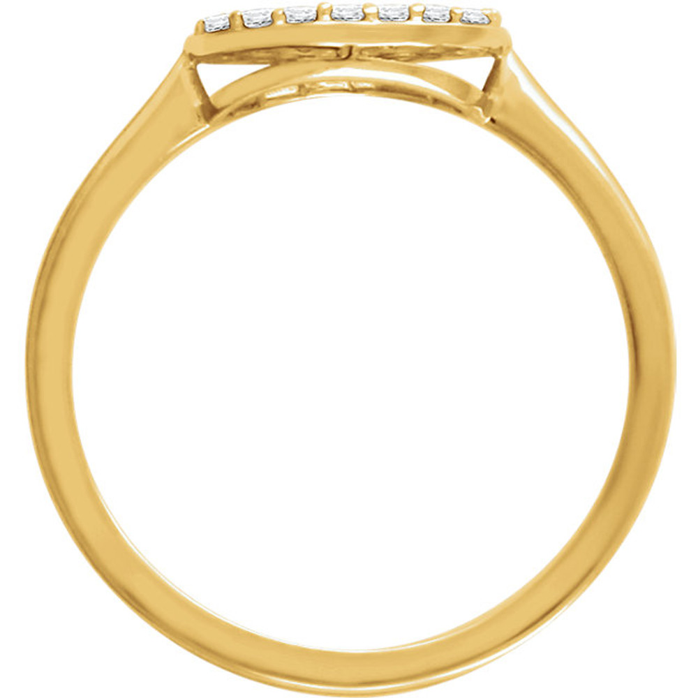 Chic, modern, playful, geometric, stunning, sharp, elegant, sophisticated and stylish... This diamond oval cluster ring really has a lot to say for itself. It contains 29 shimmering diamonds weighing 1/5 ct tw within a dazzling oval shape. It's design seems simple, but also evokes elegance. It is pictured here in 14kt yellow gold.