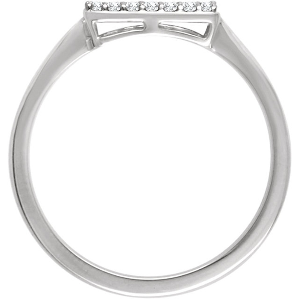 Chic, modern, playful, geometric, stunning, sharp, elegant, sophisticated and stylish... This diamond rectangle cluster ring really has a lot to say for itself. It contains 21 shimmering diamonds weighing 1/6 ct tw within a dazzling oval shape. It's design seems simple, but also evokes elegance. It is pictured here in 14kt white gold.