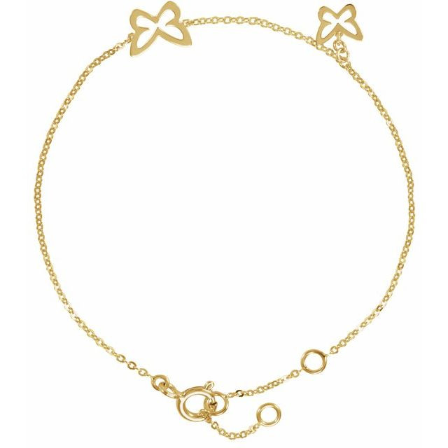 Versatile and refined, this yellow gold bracelet fits any occasion with ease.