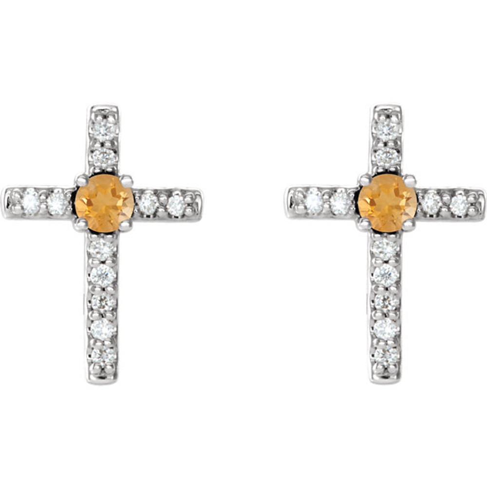 Citrine adds lemon zest to any design. JA Diamonds citrine has a bright sunny color that adds a warm glow to your wardrobe.
Diamonds are G-H in color and I1 or better in clarity. Polished to a brilliant shine.