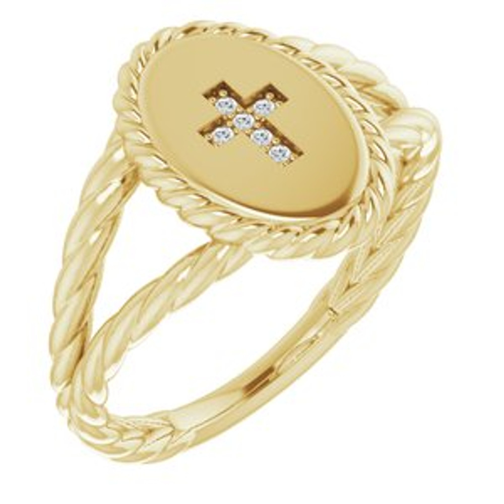 Add a touch of style and grace to your outfit with this graceful cross with diamonds in 14 karat yellow gold. Featuring 6 enticing diamonds totaling 0.02 carats.